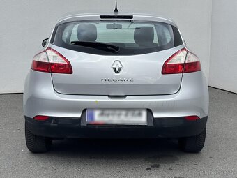 Renault Mégane 1.6 16V , 74 kW benzín, 2009 - 5