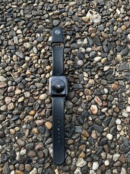 Apple Watch SE - 5