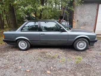 Bmw E30 316i coupe - 5