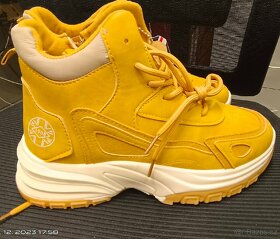 Nové Lee Cooper zateplené traperské boty Camel 40
 - 5