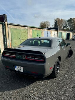 Prodám Dodge Challenger 3.6 V6 - 5