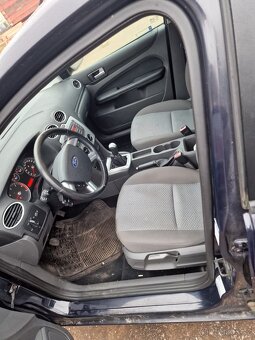 Ford Focus II combi 1.6tdci 66kw, stk platné, najeto 317tis, - 5