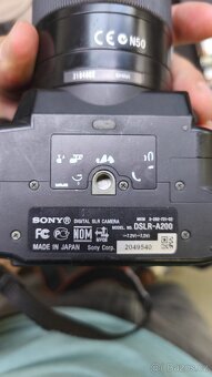 Sony DSLR-A200 + 3.5-5.6/18-70 - 5