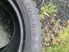 Prodám 2ks zimních pneu 225 50 r17 - 5