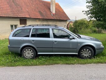 Škoda Octavia 1.9 TDI 81 kW – jede a práce se nebojí - 5