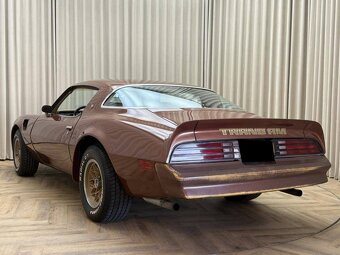 Pontiac Firebird Trans Am T/A 6.6 s V8, rok výroby 1978 - 5