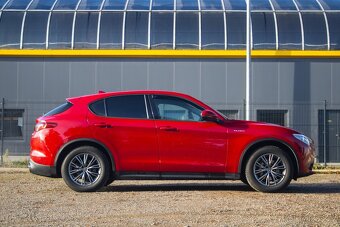Alfa Romeo Stelvio /AJ NA SPLATKY/ - 5