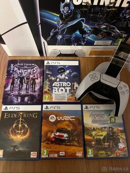 Playstation 5 slim s mechaniku 1TB a pět her - 5
