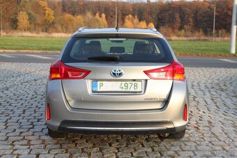AURIS Kombi, 1.8i-73kw, HYBRID, E-CVT, Kamera, Servis TOYOTA - 5