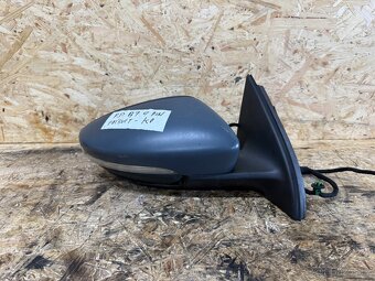 PRAVÉ ZPĚTNÉ ZRCÁTKO VW PASSAT B7 3C0857934A 9 PIN POŠKOZENÉ - 5