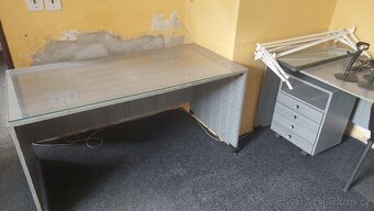 Kancelářský nábytek - 5