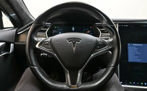 Tesla model S P85D 2015 - 700HP - plná výbava, 114 xxxKm - 5