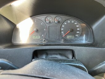 VW transporter T5 2004 - 5