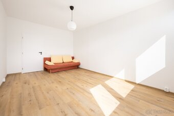 pronájem bytu 3+1, 70m² + balkon 4m² - 5