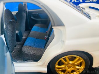 Subaru Impreza WRX STI (2001) 1:18 AUTOart - 5