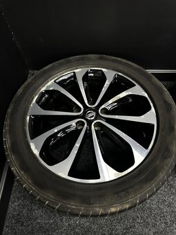 Alu Nissan 5x114,3 18” / 215/55 r18 - 5