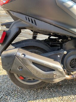 Aprilia SXR 50 - 5