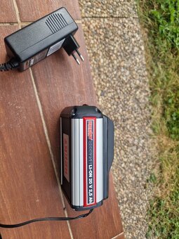 Plotostřih Aku nůžky Hecht 6025 s baterií a nabíječkou - 5