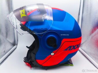 Helma na motorku nebo skútr. Sluneční clona. Vel. L. Nová - 5