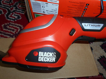 Nůžky aku na trávu Black-Decker GSL700 - 5