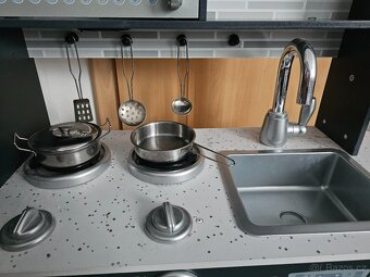 Dětská kuchyňka KidKraft a gril - 5