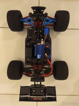 RC Auto Traxxas e-revo VXL 1:16 - 5