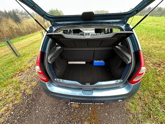 Prodám Dacia Sandero 1.6 MPI - 5
