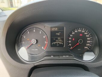 Volkswagen Polo 1.2 HTP - 5