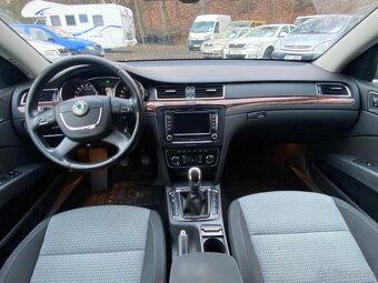 Škoda Superb Combi 1.6 TDI 77kW klima xenon tempomat 2011 - 5