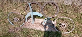 Moped - 5