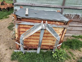 Prodám nářadí za traktor. - 5