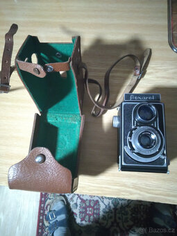Prodám fotoaparát, zrcadlovku Flexaret 2A - 5