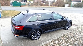 ŠKODA SUPERB SCOUT COMBI 2,0 TDI 4x4 DSG - 5