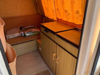 Polský karavan N126 Polák obytný přívěs - 5