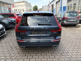 Volvo XC60 B4 140kW Inscription 4x4 AUT. Int. dětské sedačky - 5