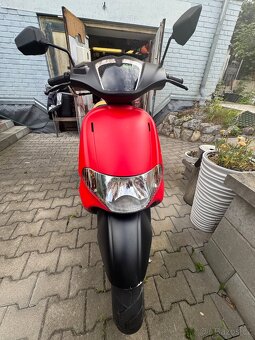 Skútr Derbi-Piaggio - 5