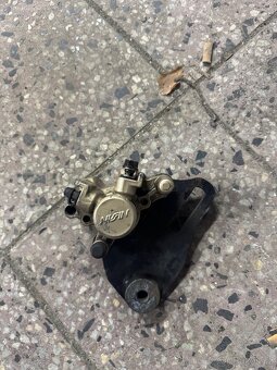 Honda cbr125r 2005 - 5