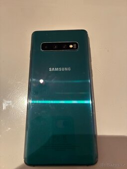 Prodám mobil Samsung Galaxy S10 - 5