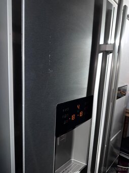 Rezervace Americká lednice Beko GNE134631X - 5