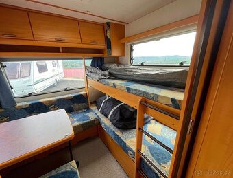Karavan LMC 495 K - markýza, předstan, držák kol, palandy - 5