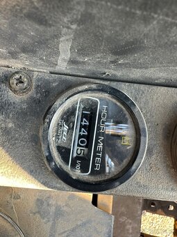 smykovy nakladac a prislusenstvi - 5