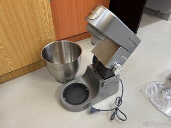 Kuchyňský robot Kenwood KVL4170S - 5