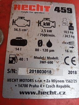 Benzínový zádový postřikovač HECHT 459 - 5