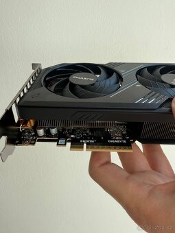 GIGABYTE GeForce RTX 5060 WINDFORCE OC 8 - 5