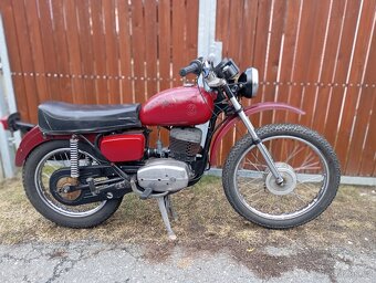 ČZ 175/482 Trail, Yamaha XT 500 - 5