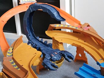 Hot wheels monster truck škorpion set/dráha - 5