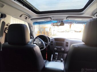 Mitsubishi Pajero 3.2 V8 140kw najeto 120tis - 5