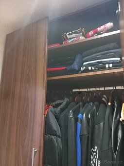 Šatní skříň - 5