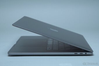 ZÁRUKA/Macbook Pro 15.4" TB/I7 2.6GHZ/16GB RAM/512GB SSD/CZ - 5