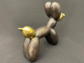 Socha bronz/mosaz Ballon dog - menší, patina - 5